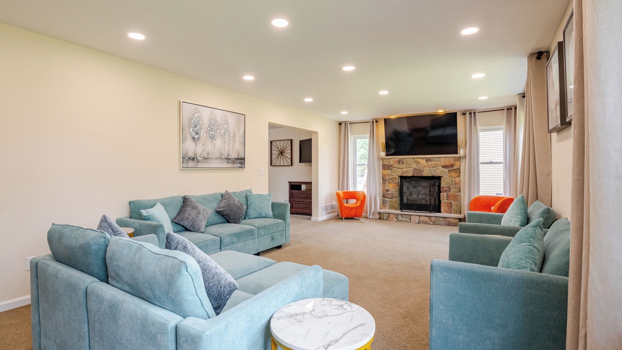 Photo of Livingroom in Long Pond