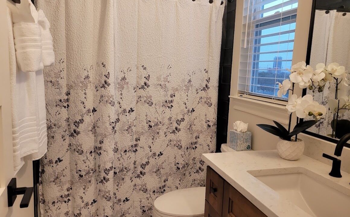 Photo of Bathroom in Blackshear-Prospect Hill