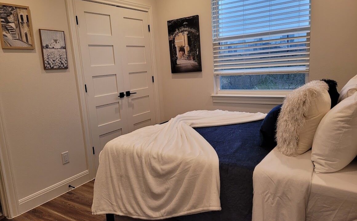 Photo of Bedroom in Blackshear-Prospect Hill