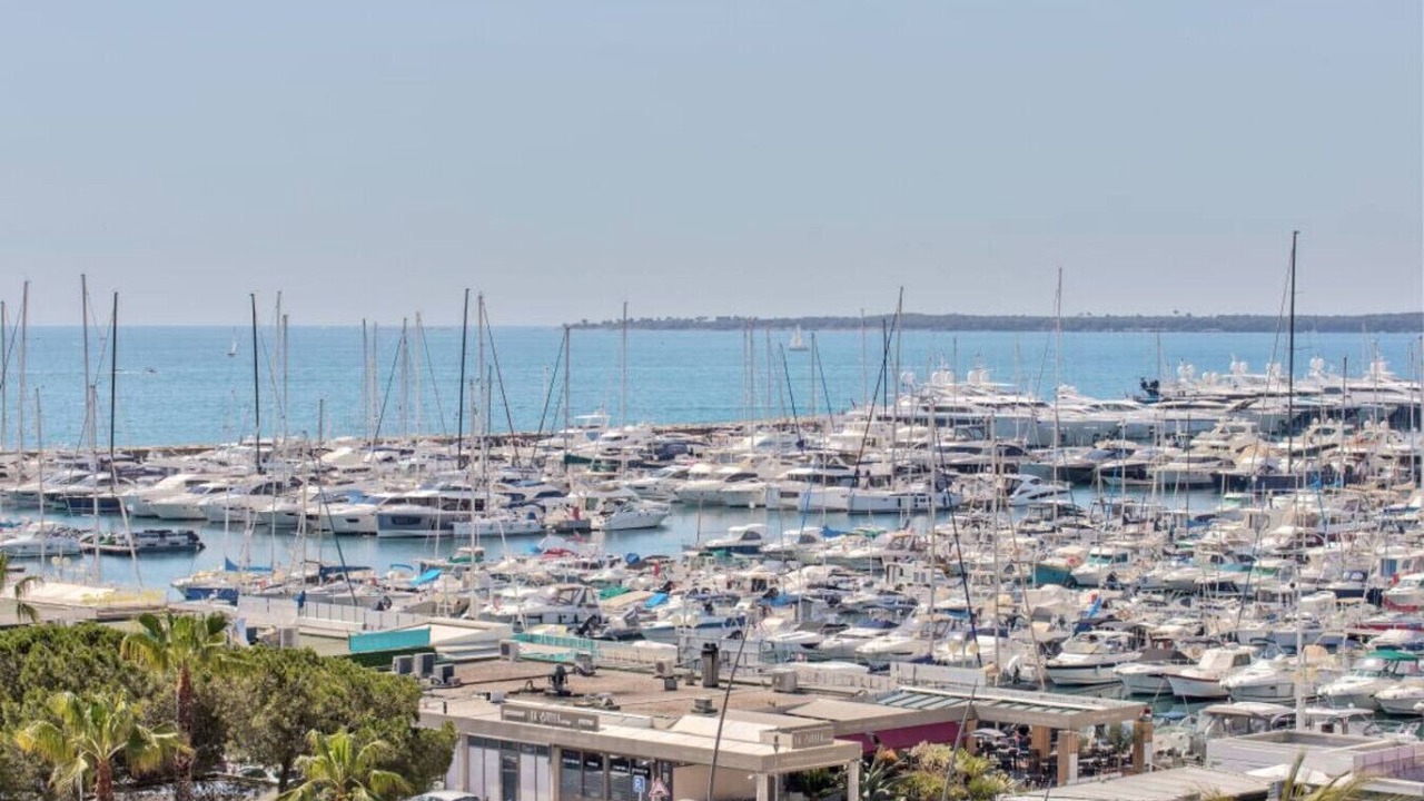 Photo of Others in Golfe Juan