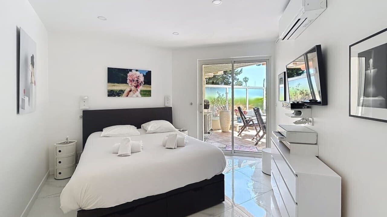 Photo of Bedroom in Golfe Juan