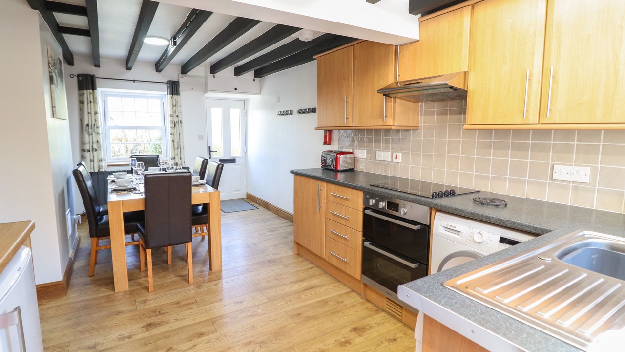 Photo of Kitchen in Llanbrynmair