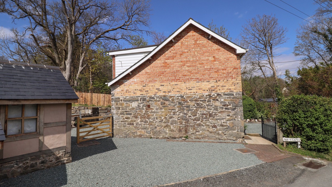 Photo of Outdoor in Llanbrynmair