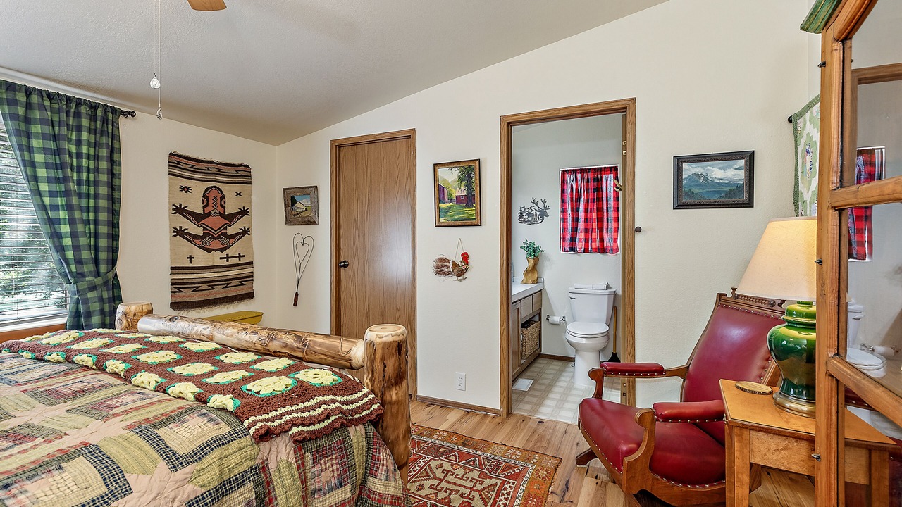 Photo of Bedroom in Trail