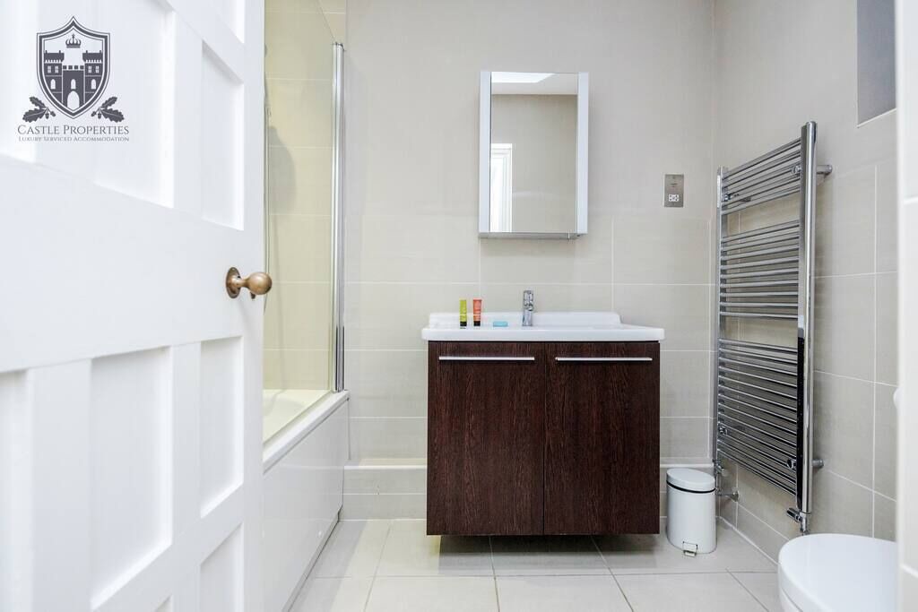 Photo of Bathroom in Eton