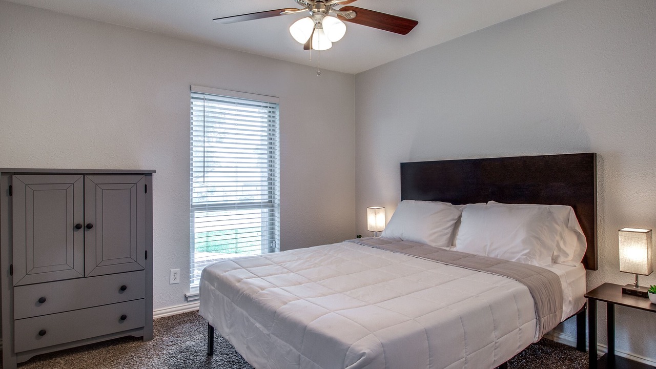 Photo of Bedroom in Northeast Carrollton
