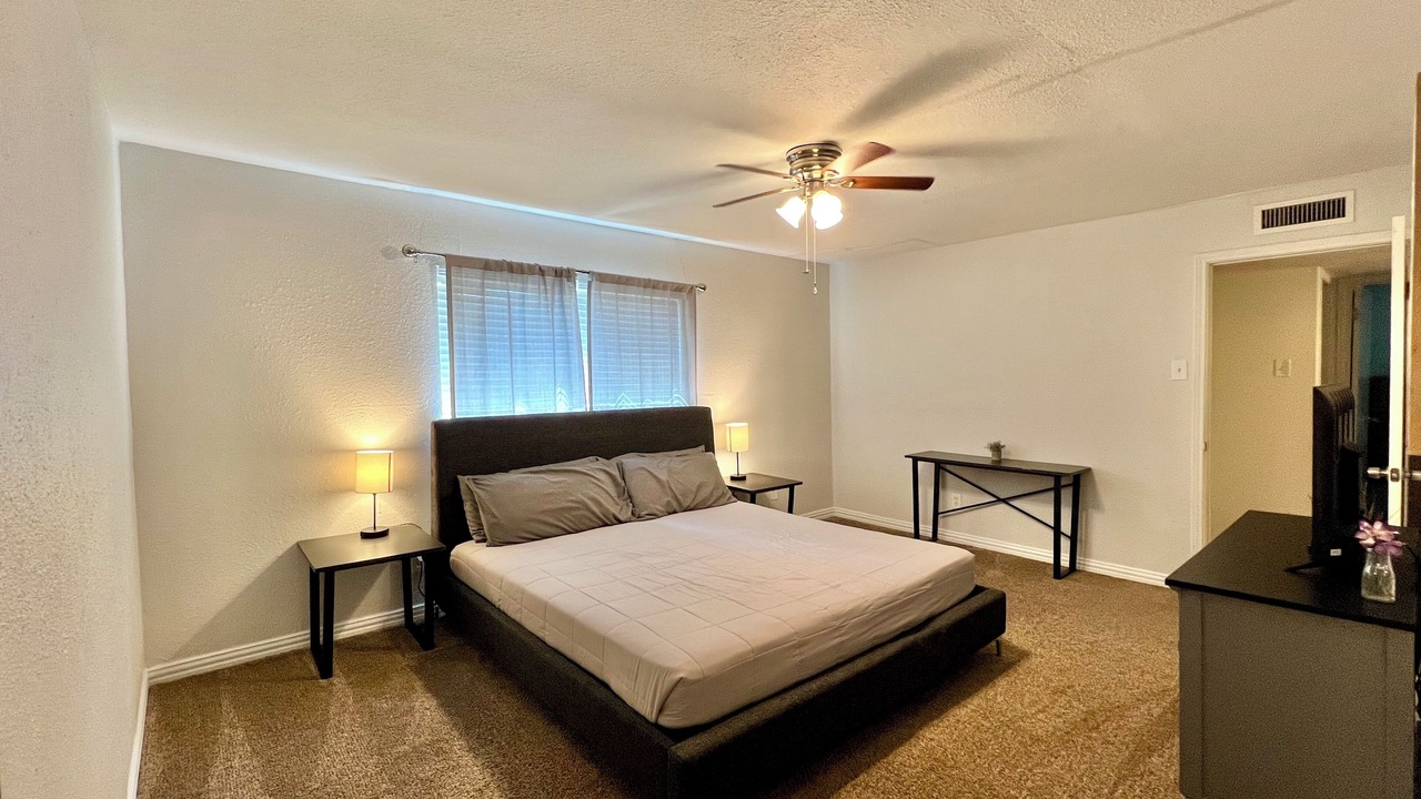 Photo of Bedroom in Northeast Carrollton