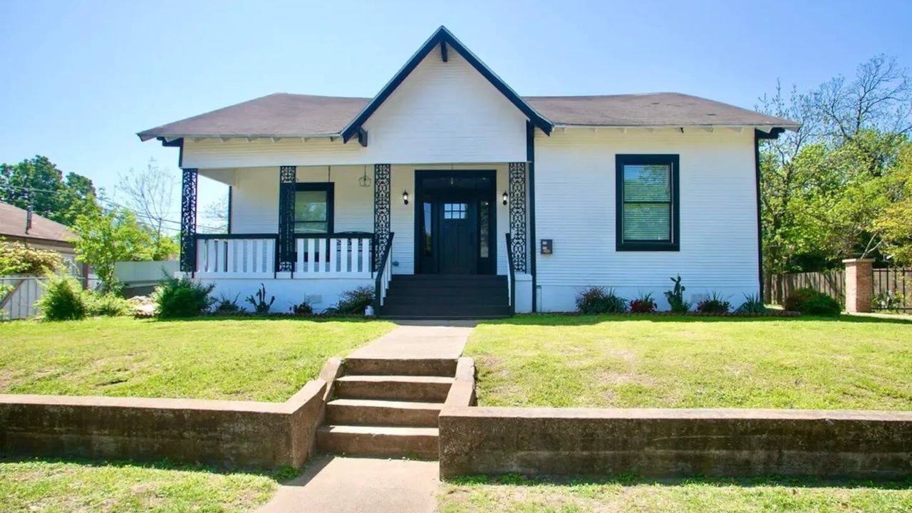 Photo of Outdoor in Oak Cliff