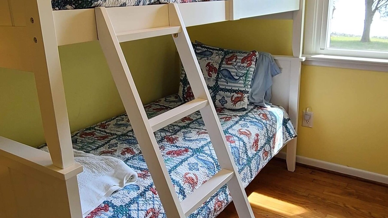 Photo of Bedroom in Coltons Point