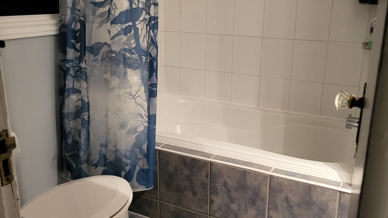 Photo of Bathroom in Green Gables