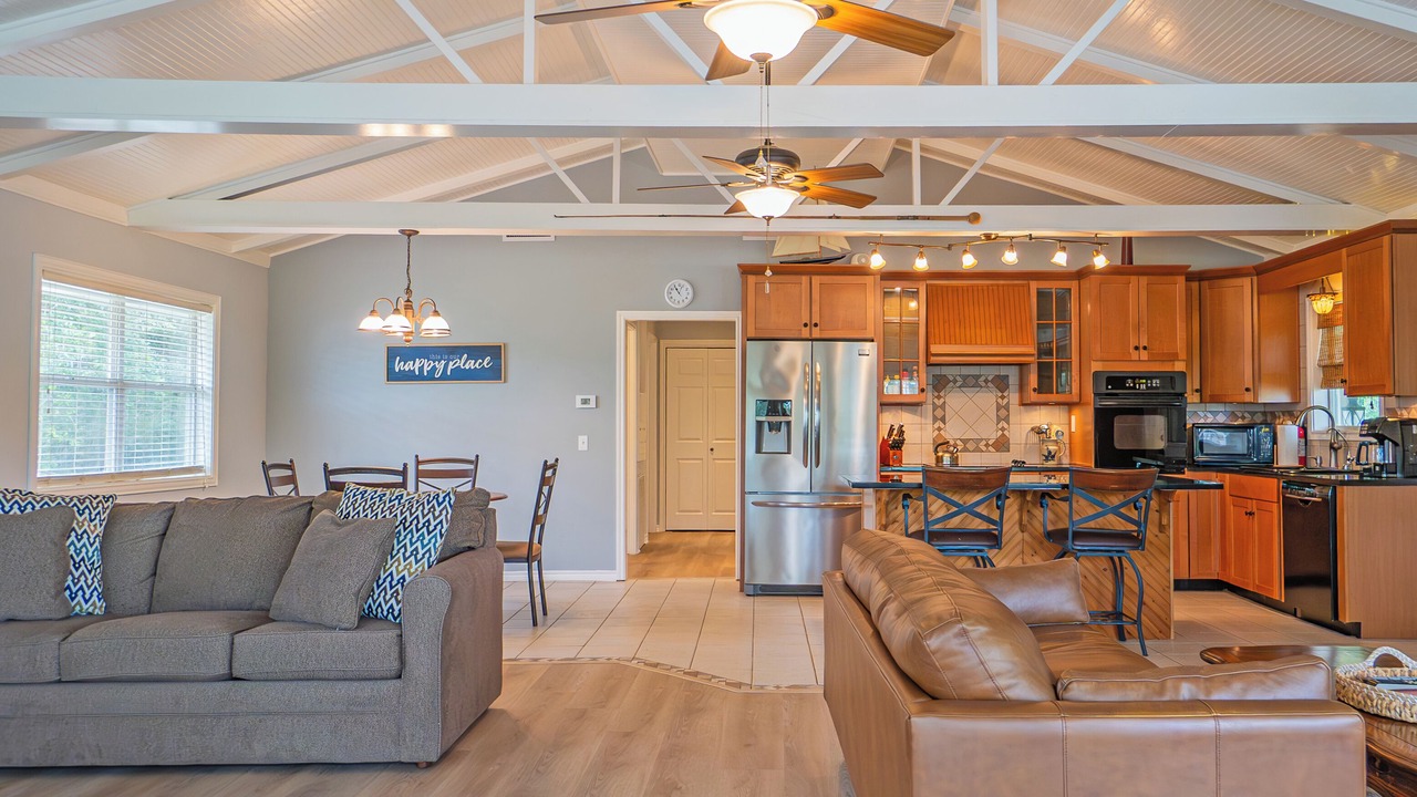 Photo of Livingroom in Cedar Lane