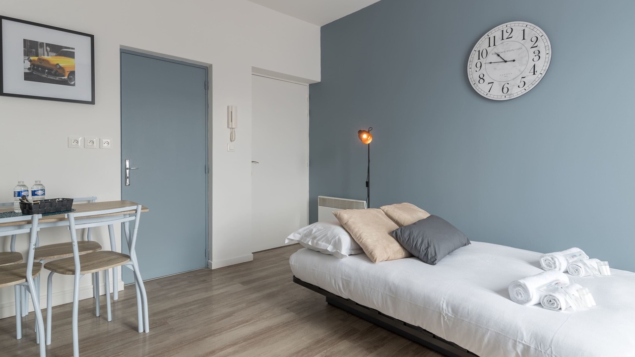Photo of Bedroom in Saint-Nazaire