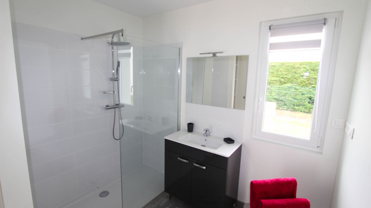Photo of Bathroom in Region Dieppoise