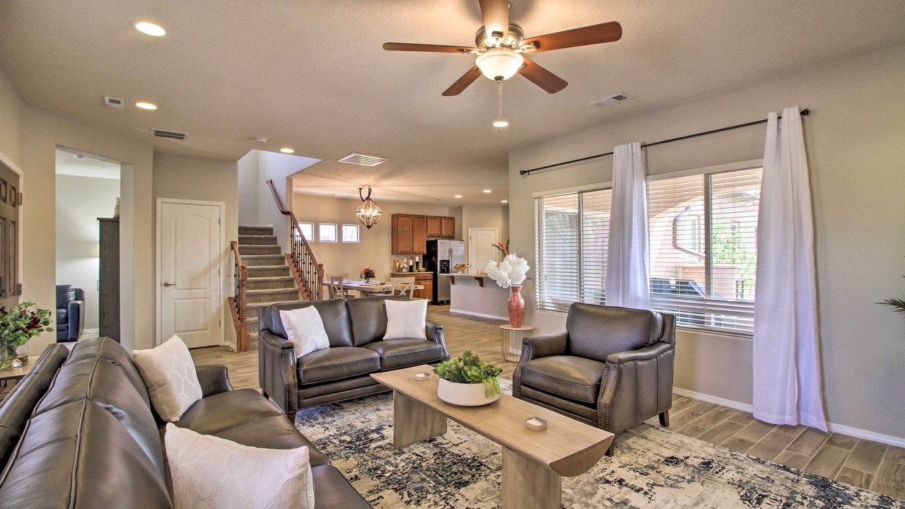 Photo of Livingroom in Mesa Del Sol Innovation Park