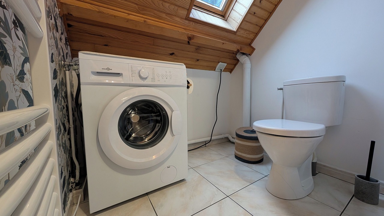 Photo of Bathroom in Surtainville