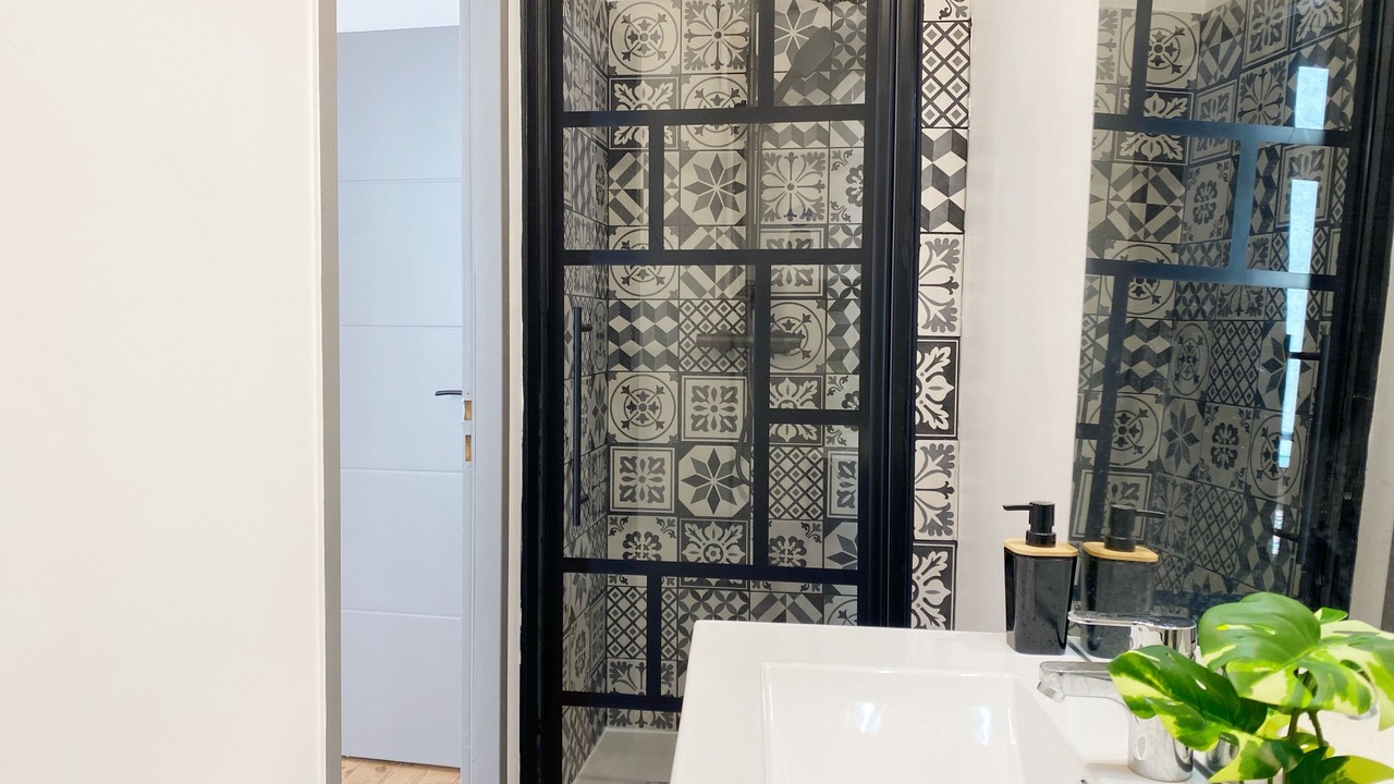 Photo of Bathroom in Capitole