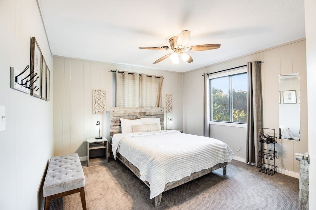 Photo of Bedroom in Gravois Mills