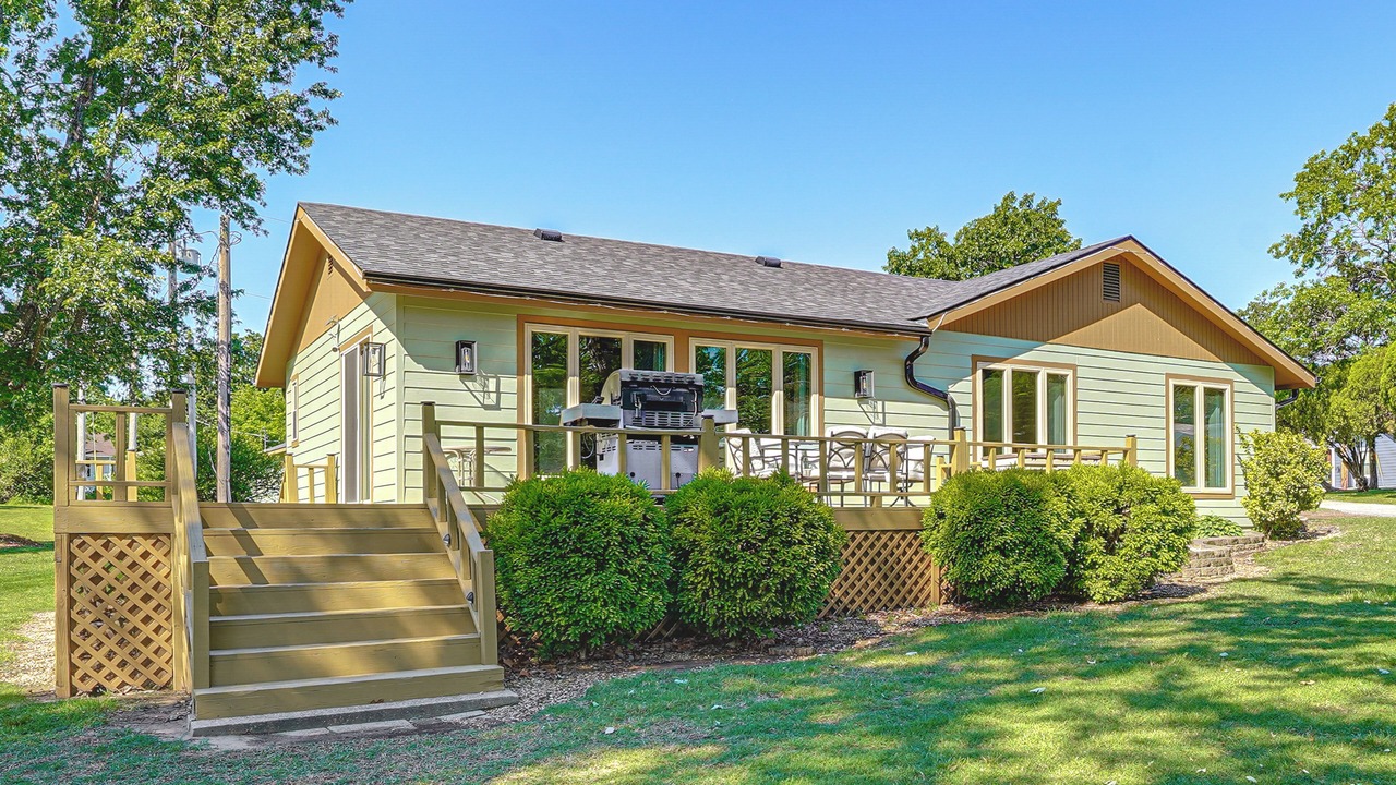 Photo of Outdoor in Grove