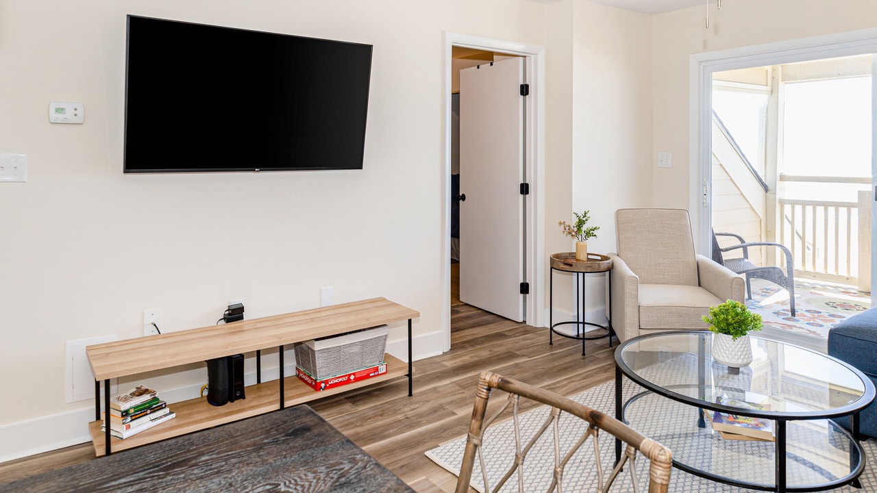Photo of Livingroom in Caswell Beach