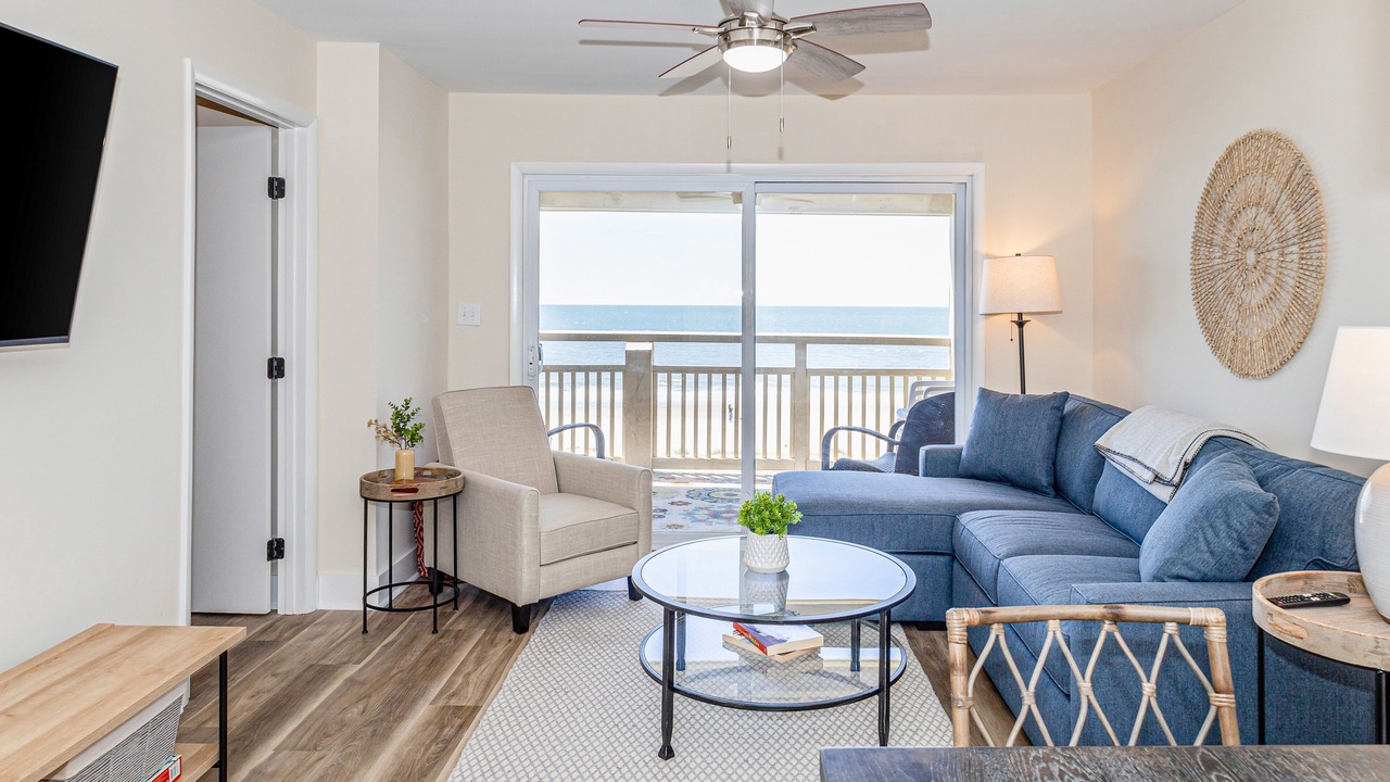 Photo of Livingroom in Caswell Beach