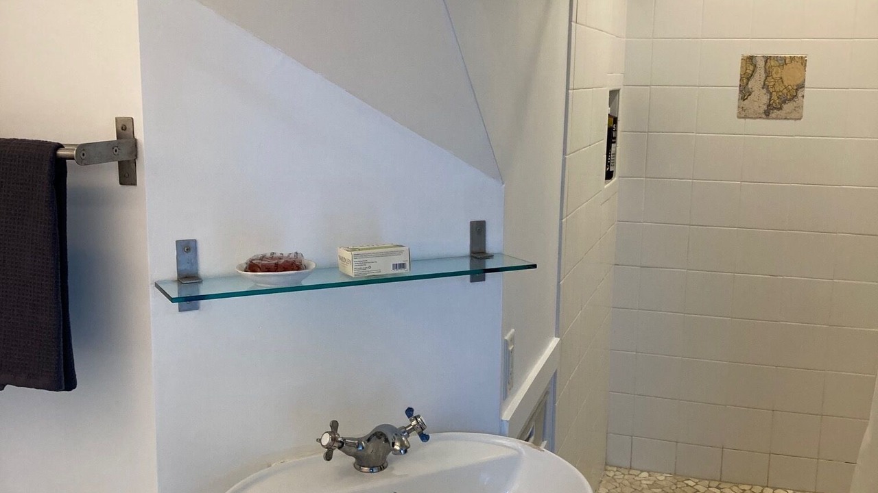 Photo of Bathroom in Adamsville