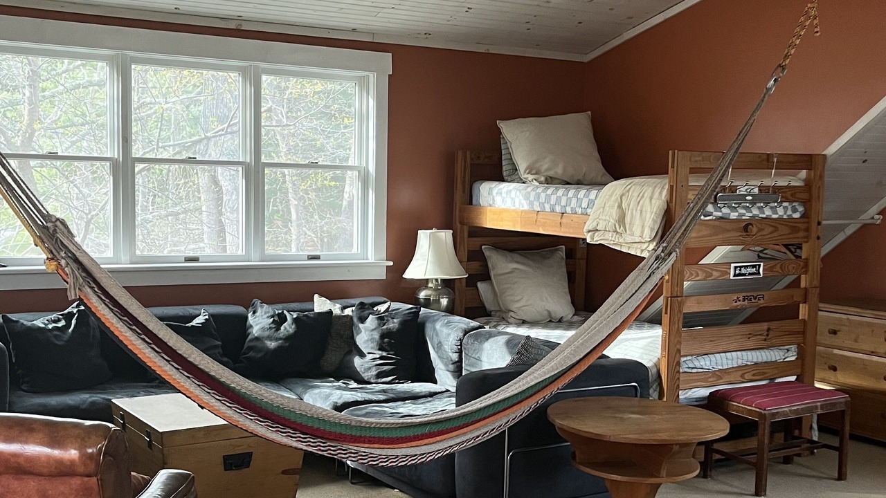 Photo of Bedroom in Adamsville