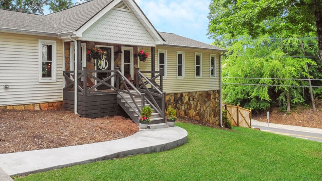 Photo of Outdoor in Woodstock