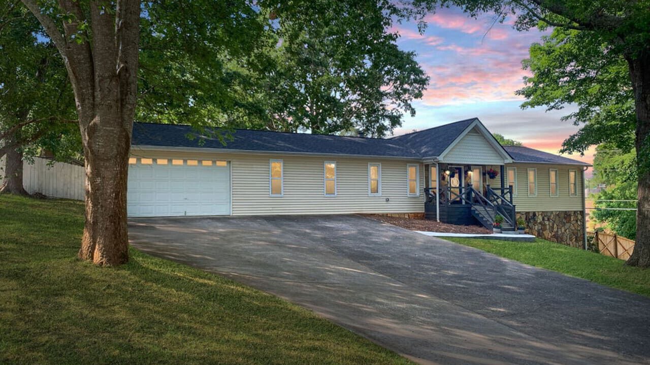 Photo of Outdoor in Woodstock