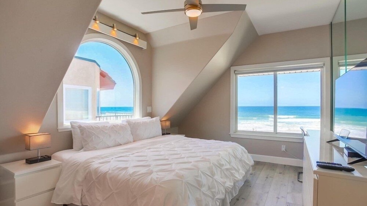 Photo of Bedroom in Mission Beach