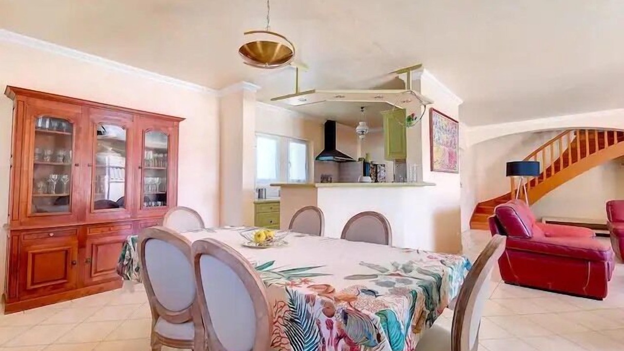 Photo of Others in Molleges