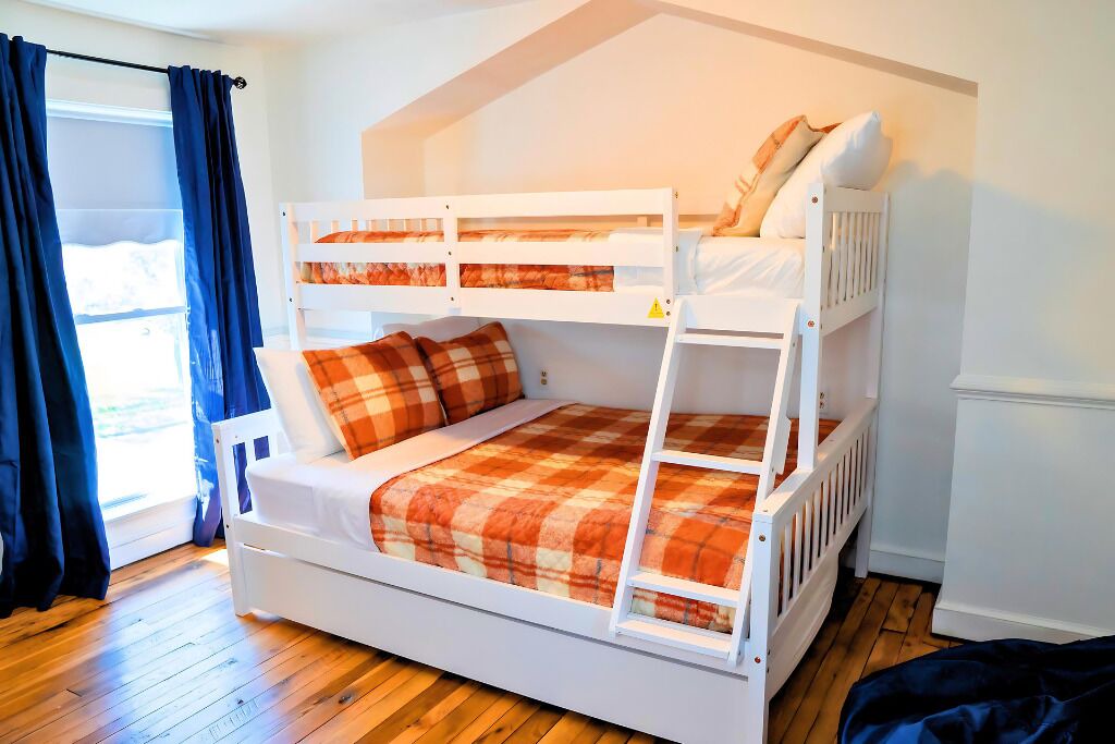 Photo of Bedroom in Shenandoah