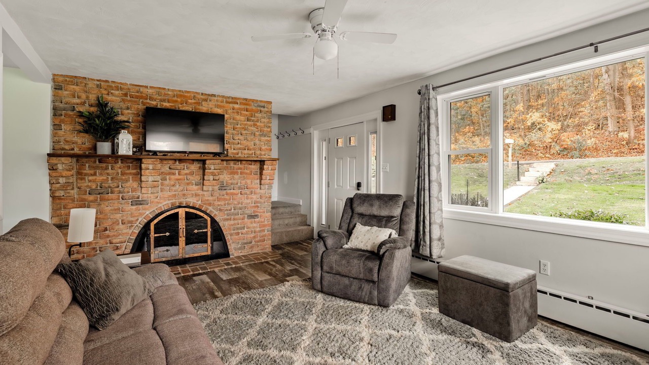 Photo of Livingroom in Mohnton