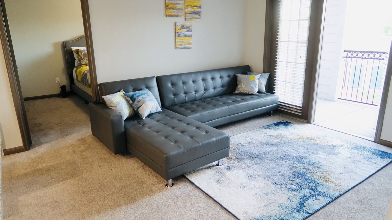 Photo of Livingroom in South Main