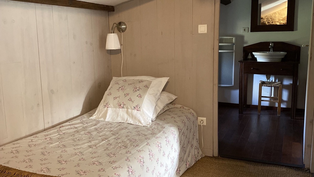 Photo of Bedroom in Cholet