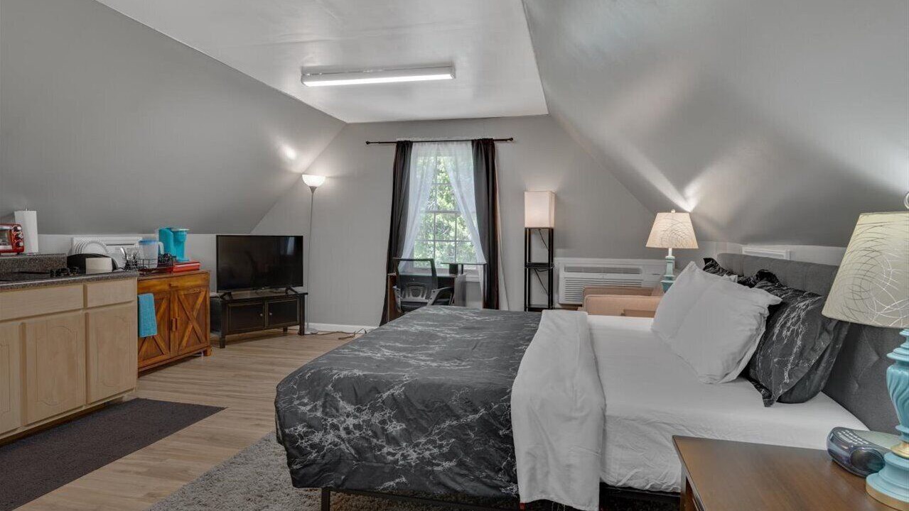 Photo of Bedroom in Cross-County