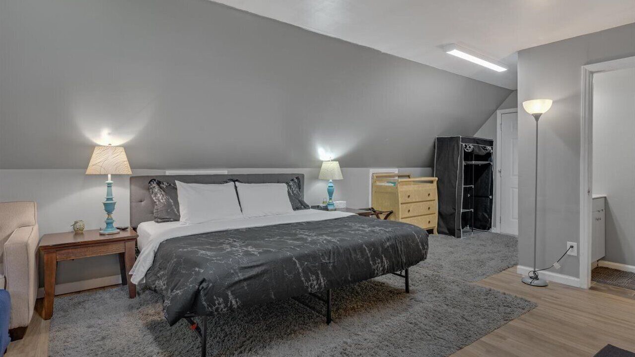 Photo of Bedroom in Cross-County
