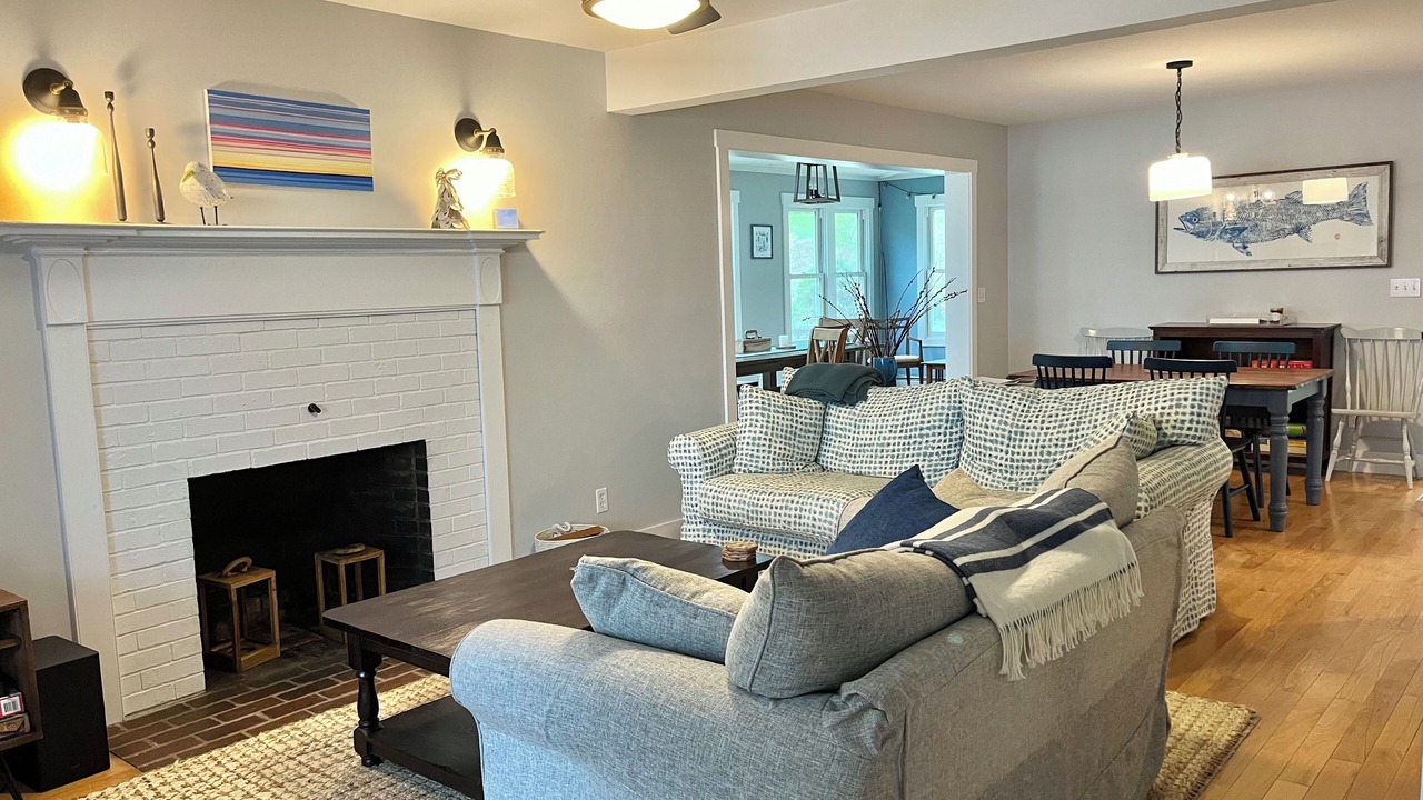 Photo of Bedroom in Round Pond