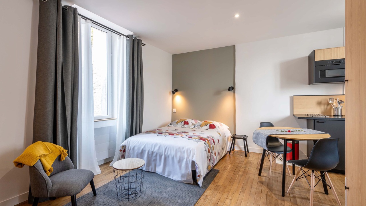 Photo of Bedroom in La Roche-sur-Yon