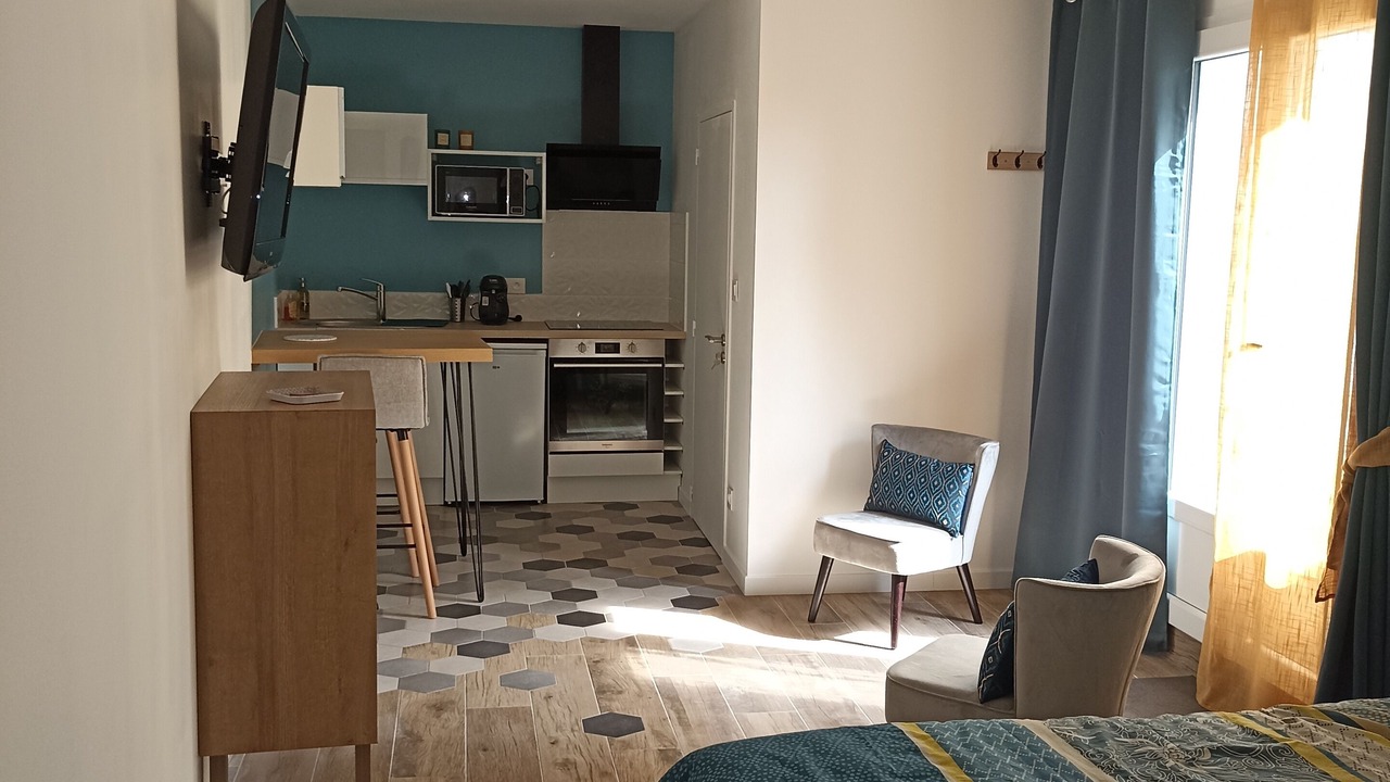 Photo of Bedroom in Saint-Clement-des-Levees