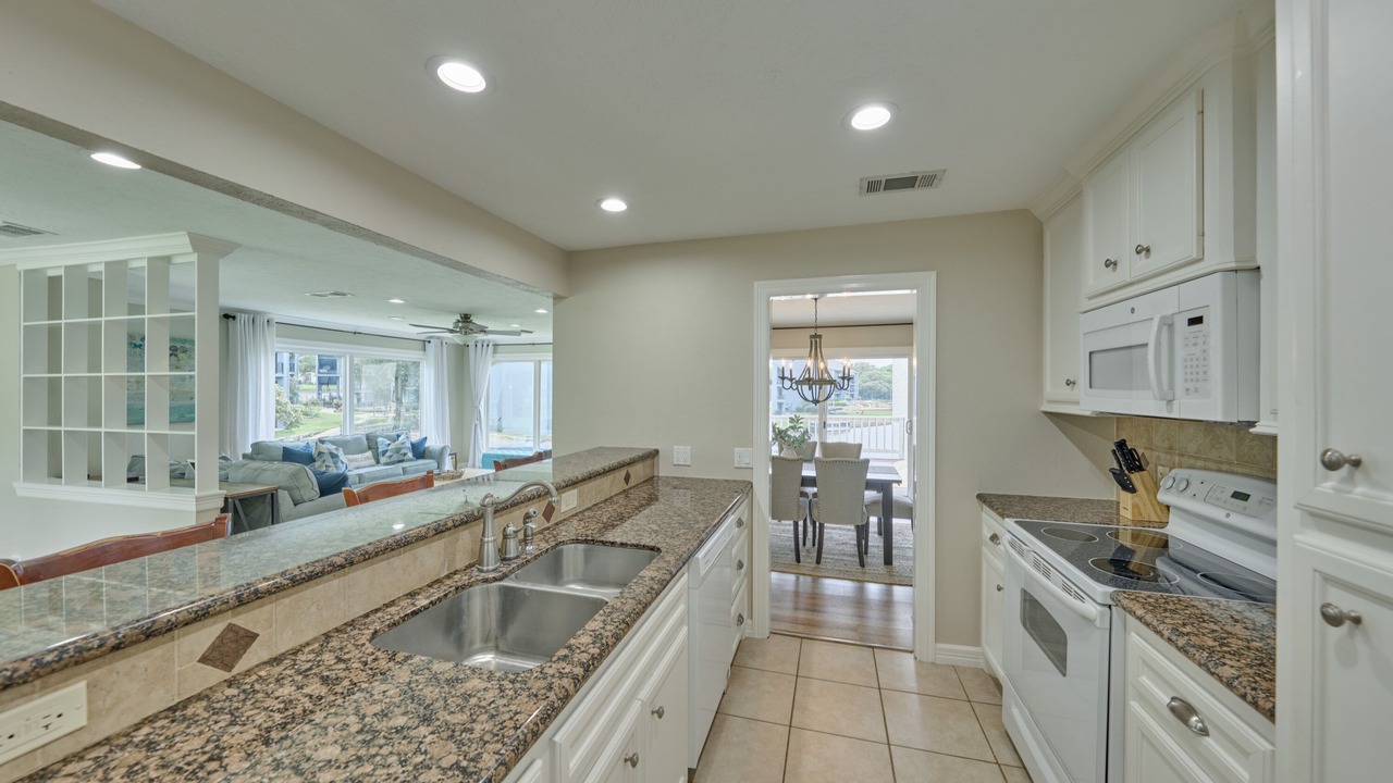 Photo of Kitchen in Walden on Lake Conroe