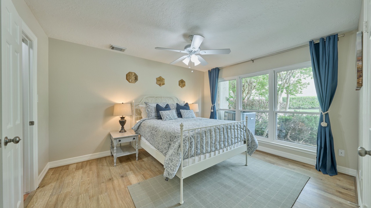 Photo of Bedroom in Walden on Lake Conroe