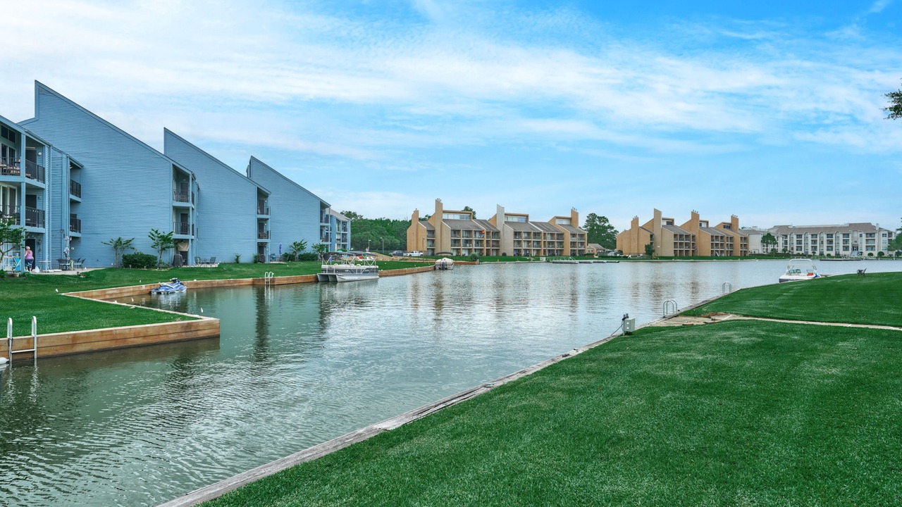 Photo of Outdoor in Walden on Lake Conroe