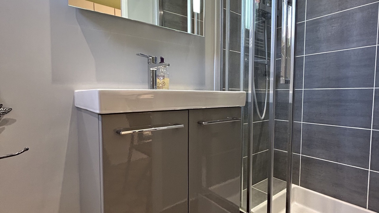 Photo of Bathroom in Clamart