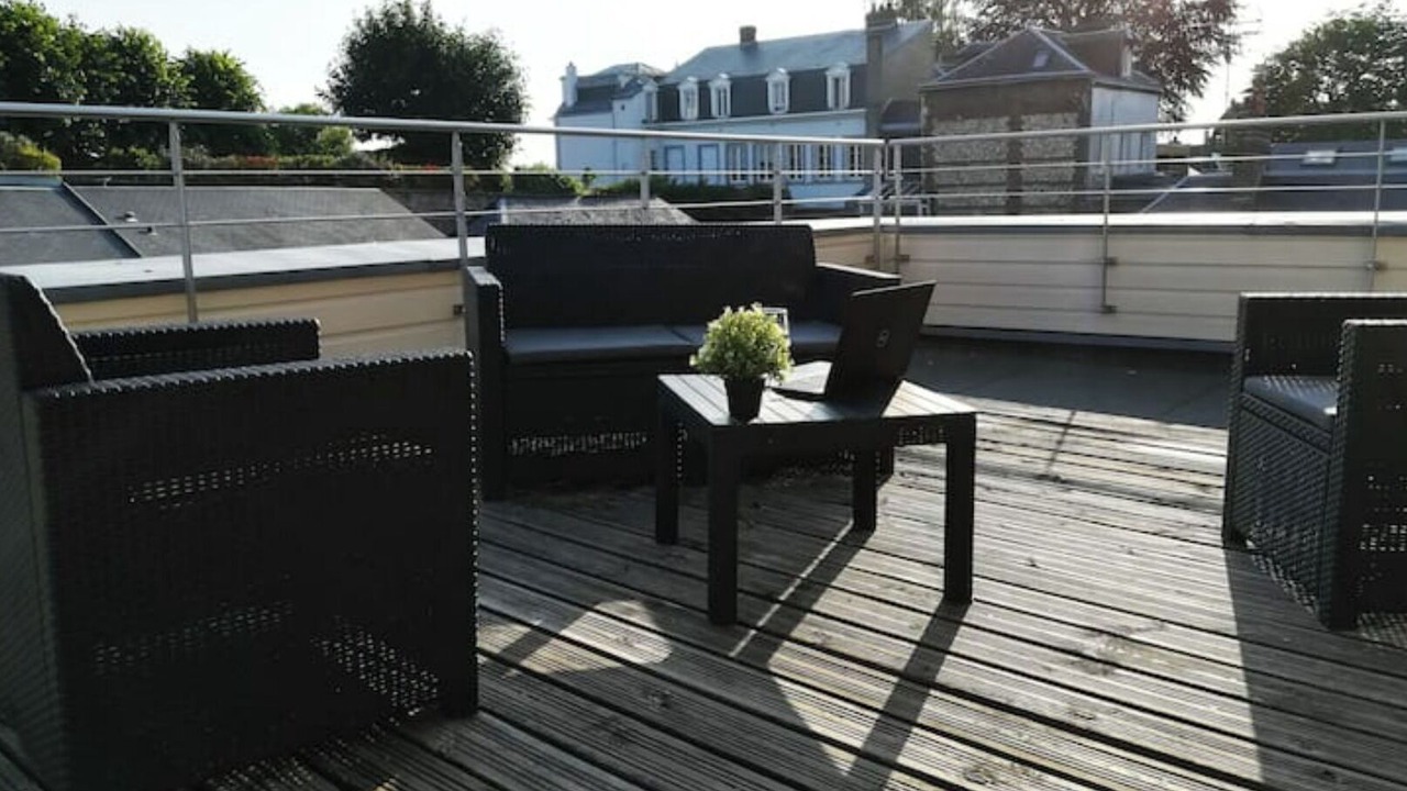 Photo of Patio Balcony in Quartier Saint-Marc - Croix de Pierre - Saint-Nicaise