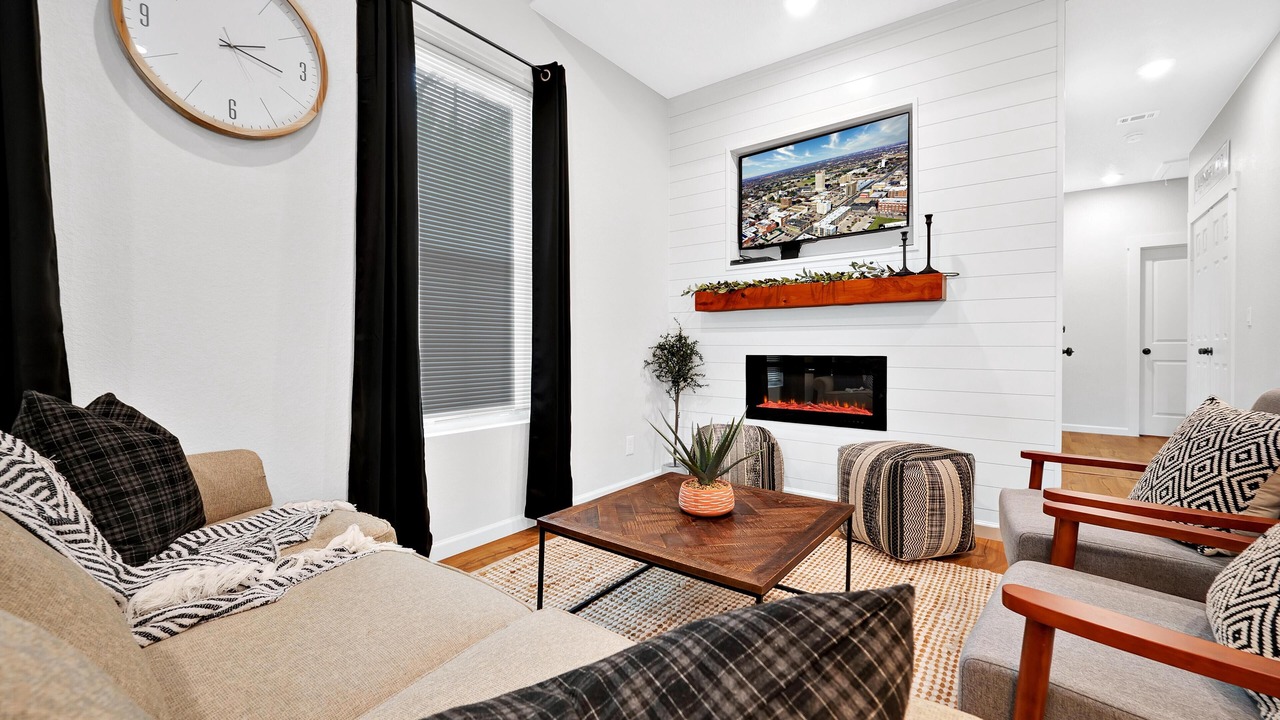 Photo of Livingroom in Brazos