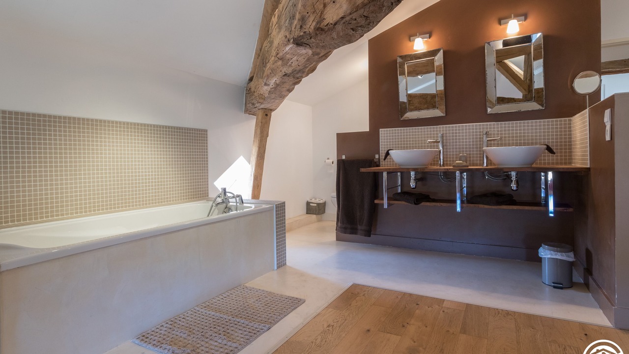 Photo of Bathroom in Cintegabelle
