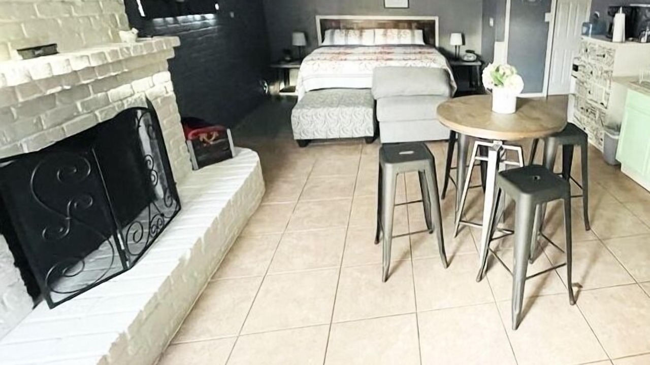 Photo of Bedroom in Edgebrook