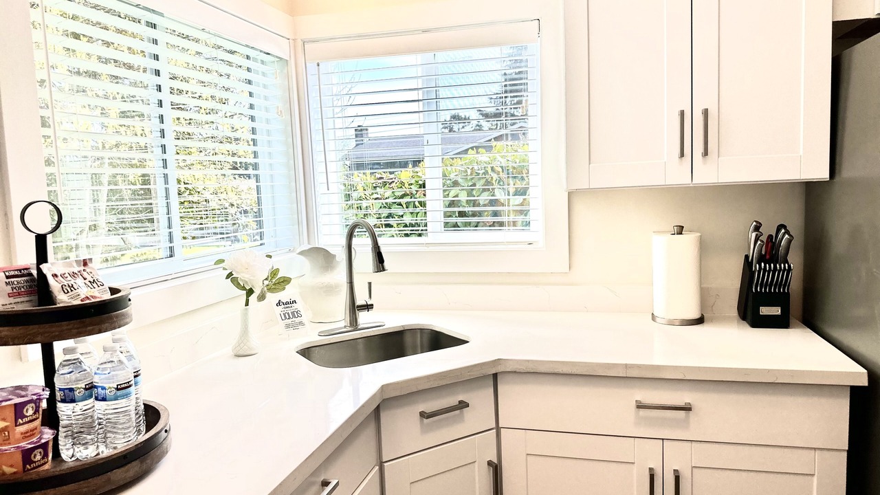 Photo of Kitchen in Haller Lake