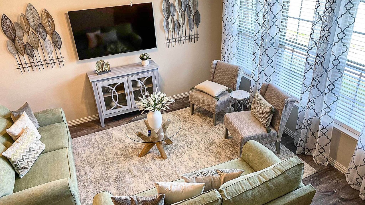 Photo of Livingroom in Denton