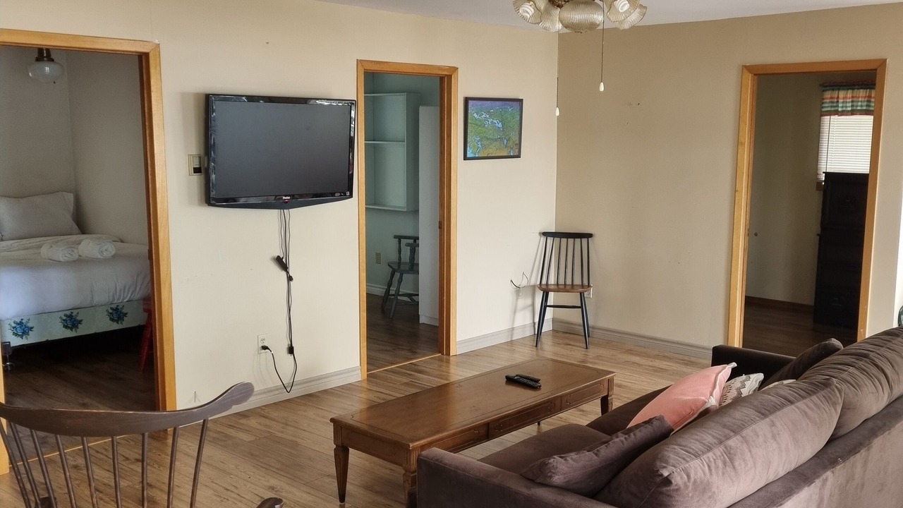 Photo of Livingroom in Gravenhurst